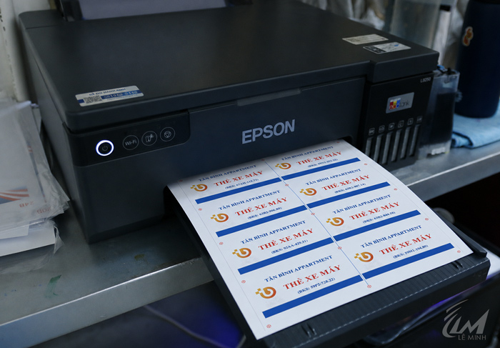 sản xuất thẻ nhựa giữ xe gắn chip