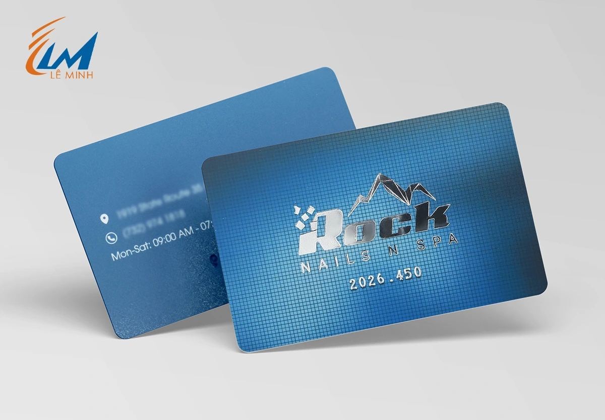 IN NAME CARD NHỰA THEO YÊU CẦU