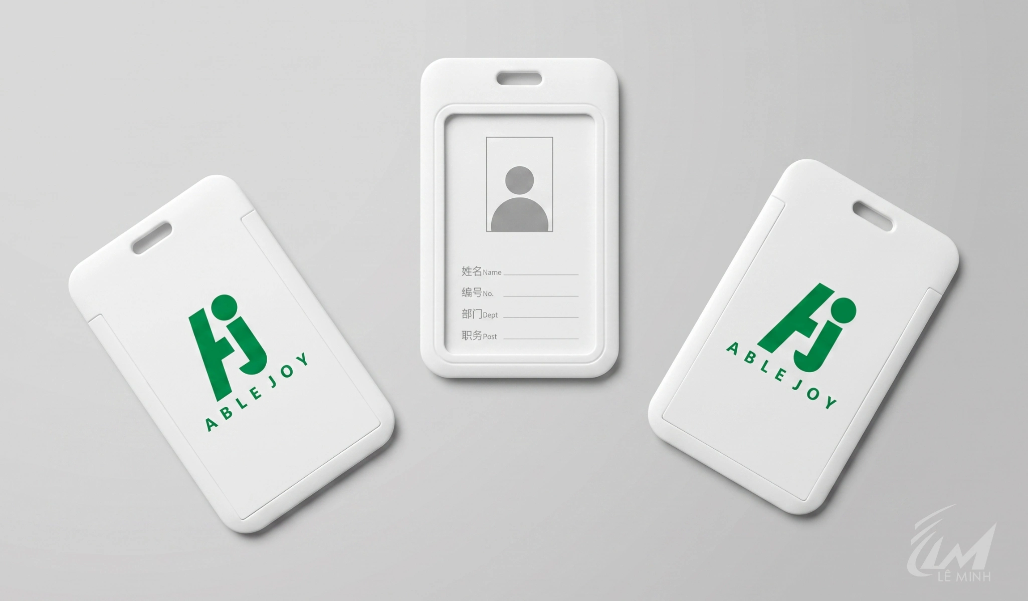 Bao đựng thẻ nhựa màu trắng in logo