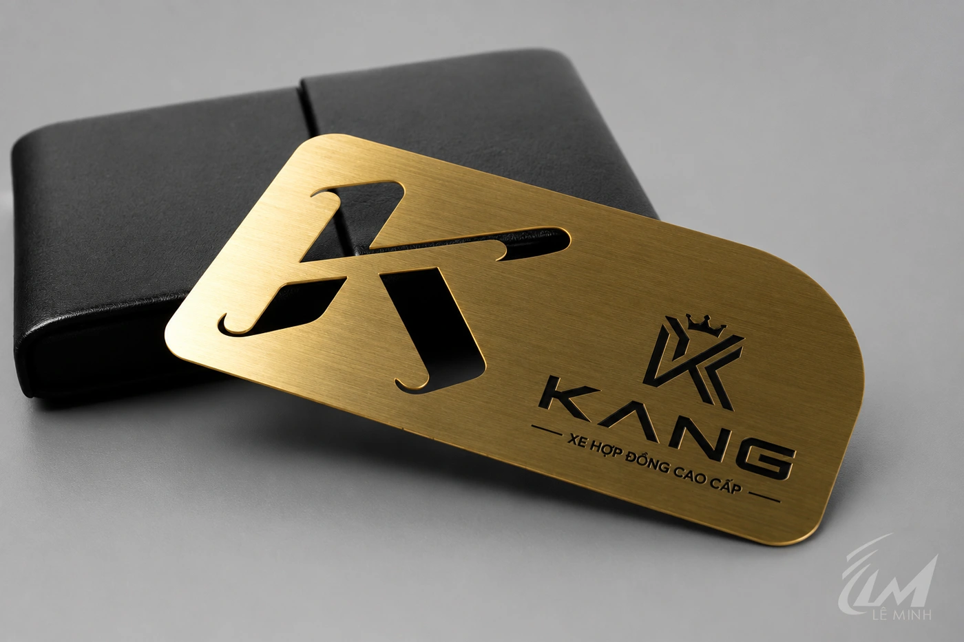 Name card kim lại vàng xước cao cấp - Cắt hình theo yêu cầu